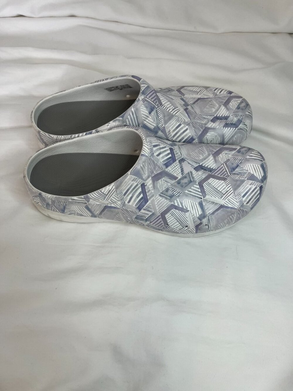 Dansko White Blue Gray Geometric Pattern Clogs - Picture 4 of 8